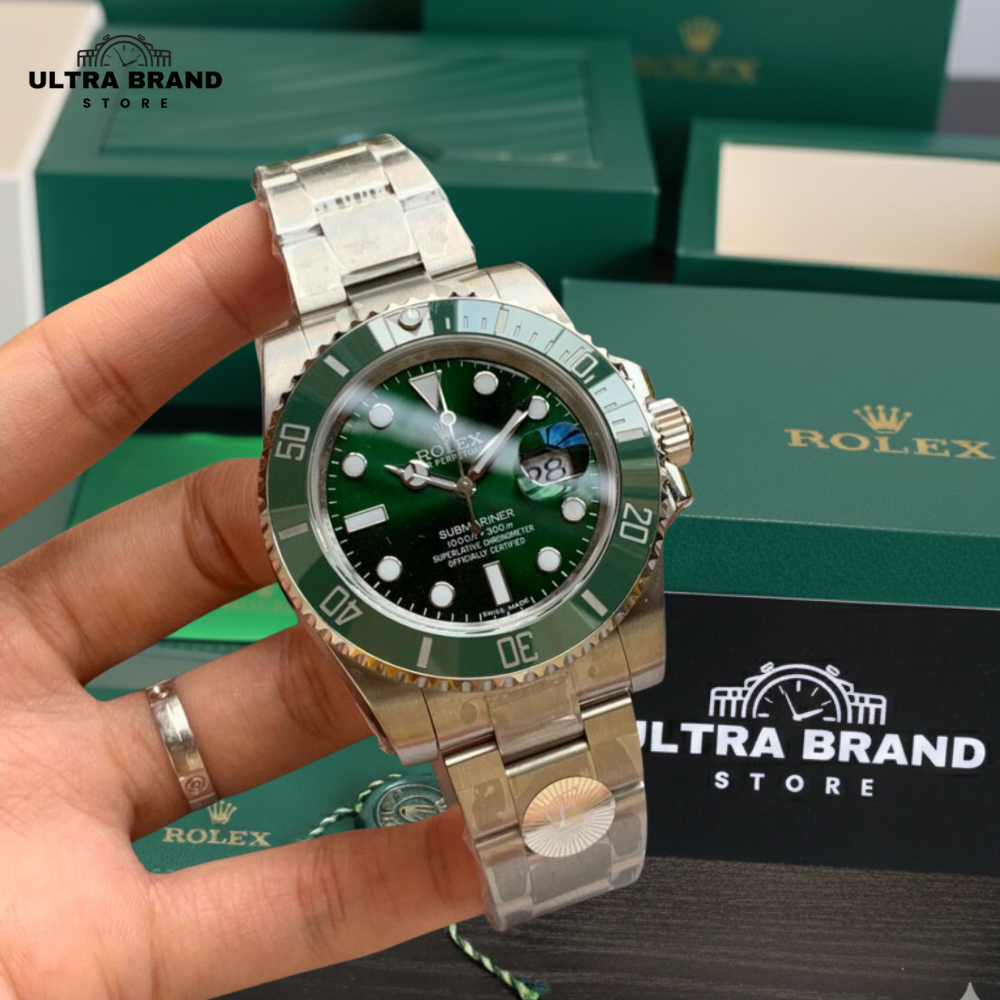 Rolex Submariner 116610LV Hulk AAA Copy - Image 2