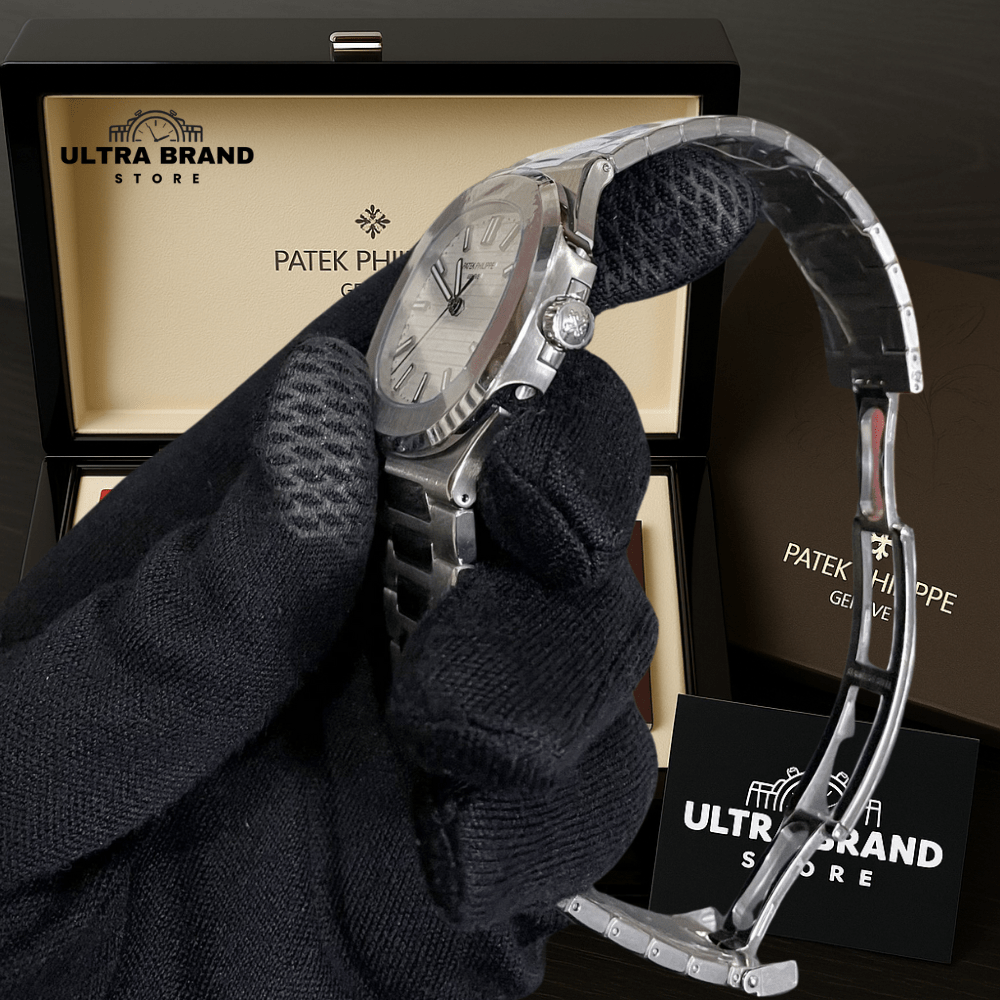 Patek Philippe Nautilus 5711 White Dial Swiss Movement Replica - Image 3